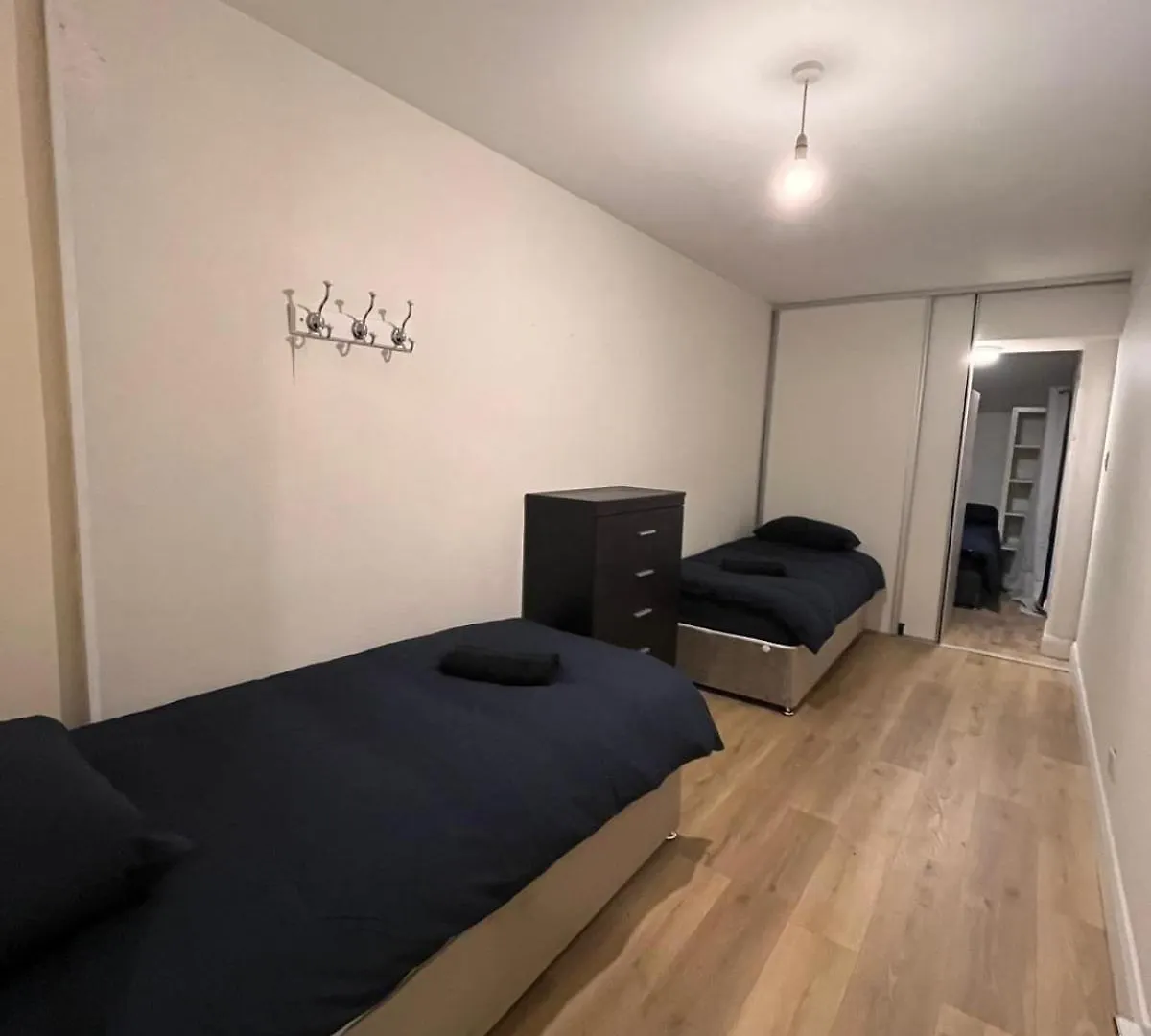 Flexible Spacious Quad 